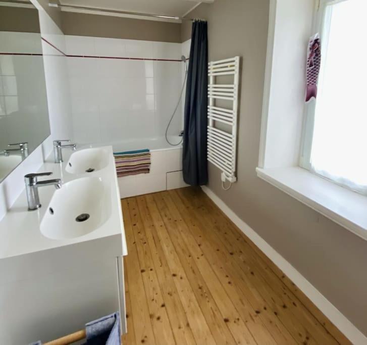 Carantec Centre Maison Pour 9 Personnes エクステリア 写真